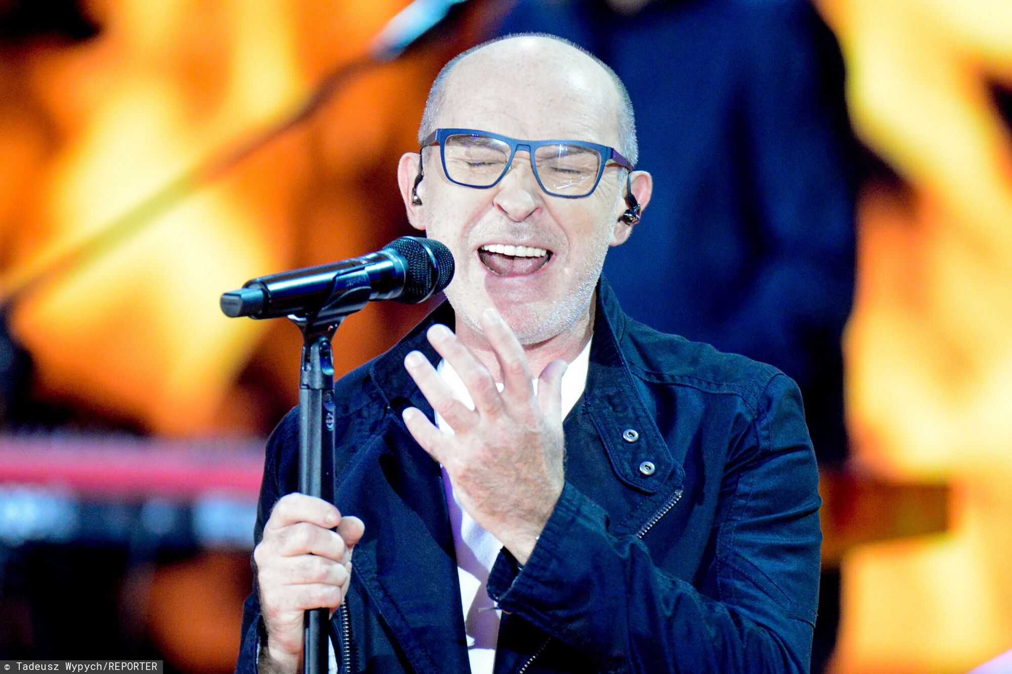 Andrzej Krzywy z De Mono znalazł sobie nowe zajęcie przez pandemię. Zaradność godna podziwu?