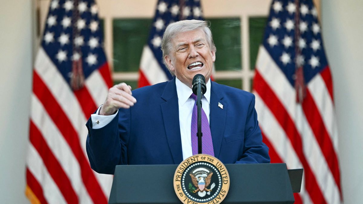 Temporary
US President Donald Trump speaks during a "Rose Garden Club" dinner in honor of Police Week at the White House in Washington, DC, on May 11, 2026. (Photo by Kent NISHIMURA / AFP)
KENT NISHIMURA
