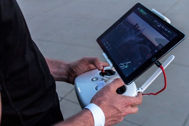 Tauron dron kontroler