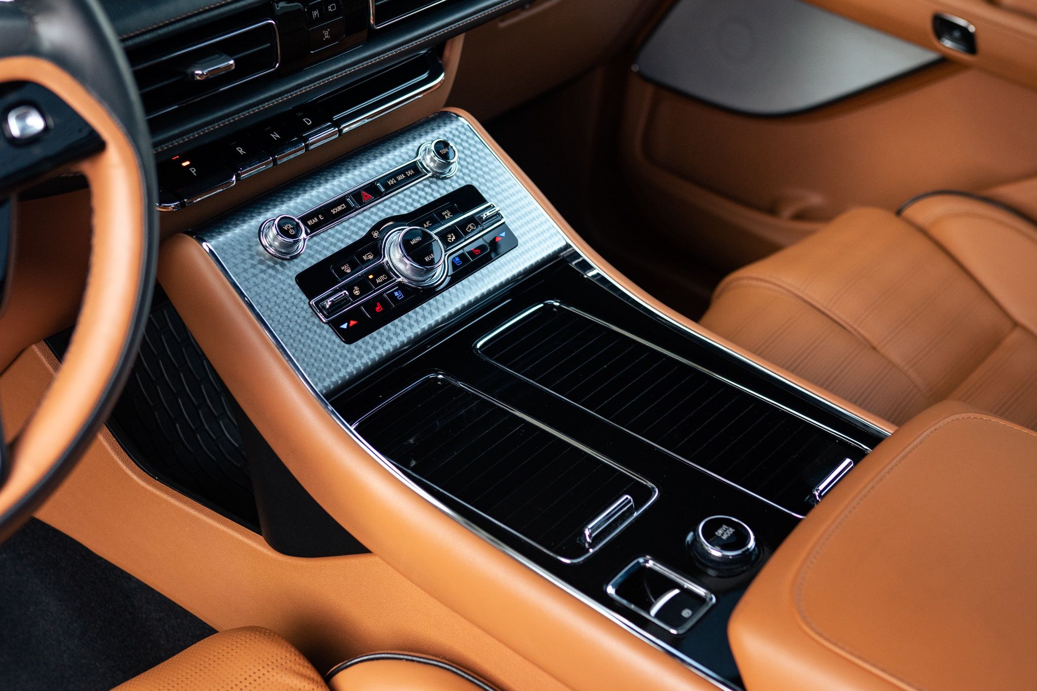 Lincoln Aviator Black Label Grand Touring