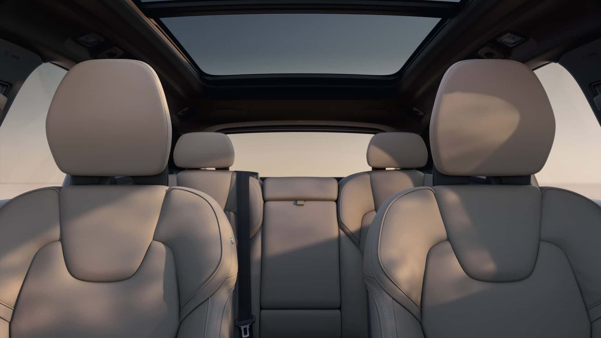 Volvo XC60 2025