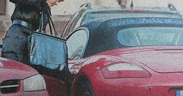 Guzik już jeździ Porsche