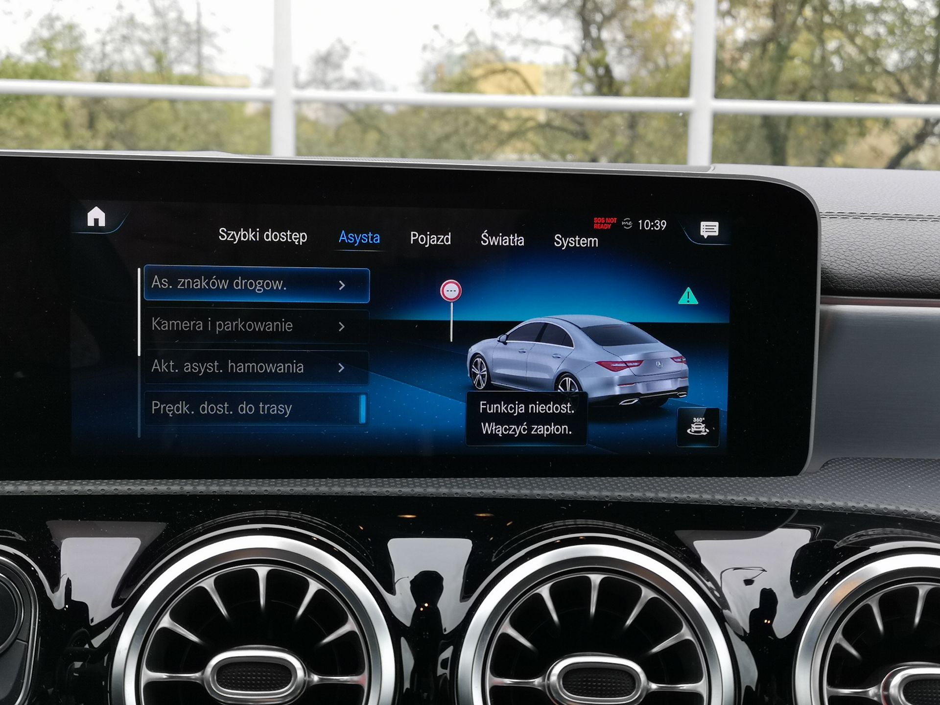 Mercedes CLA: System MBUX, wirtualny kokpit i audio Burmester 13