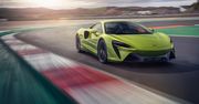 McLaren Artura: superauto ery plug-inów. Bez wstecznego, z wi-fi zamiast kabli i chipami w oponach