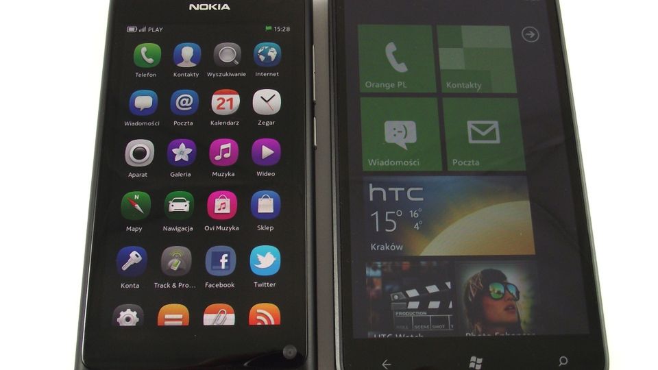 HTC Titan a Sensation i 7 Trophy, Nokia N9 i E7 oraz Samsung Wave - porównanie wielkości i wyglądu 1