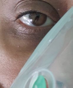 Koronawirus w Polsce. Konrad Imiela ze szpitala pisze do antycovidowców. "To już nie czas na wątpliwości"