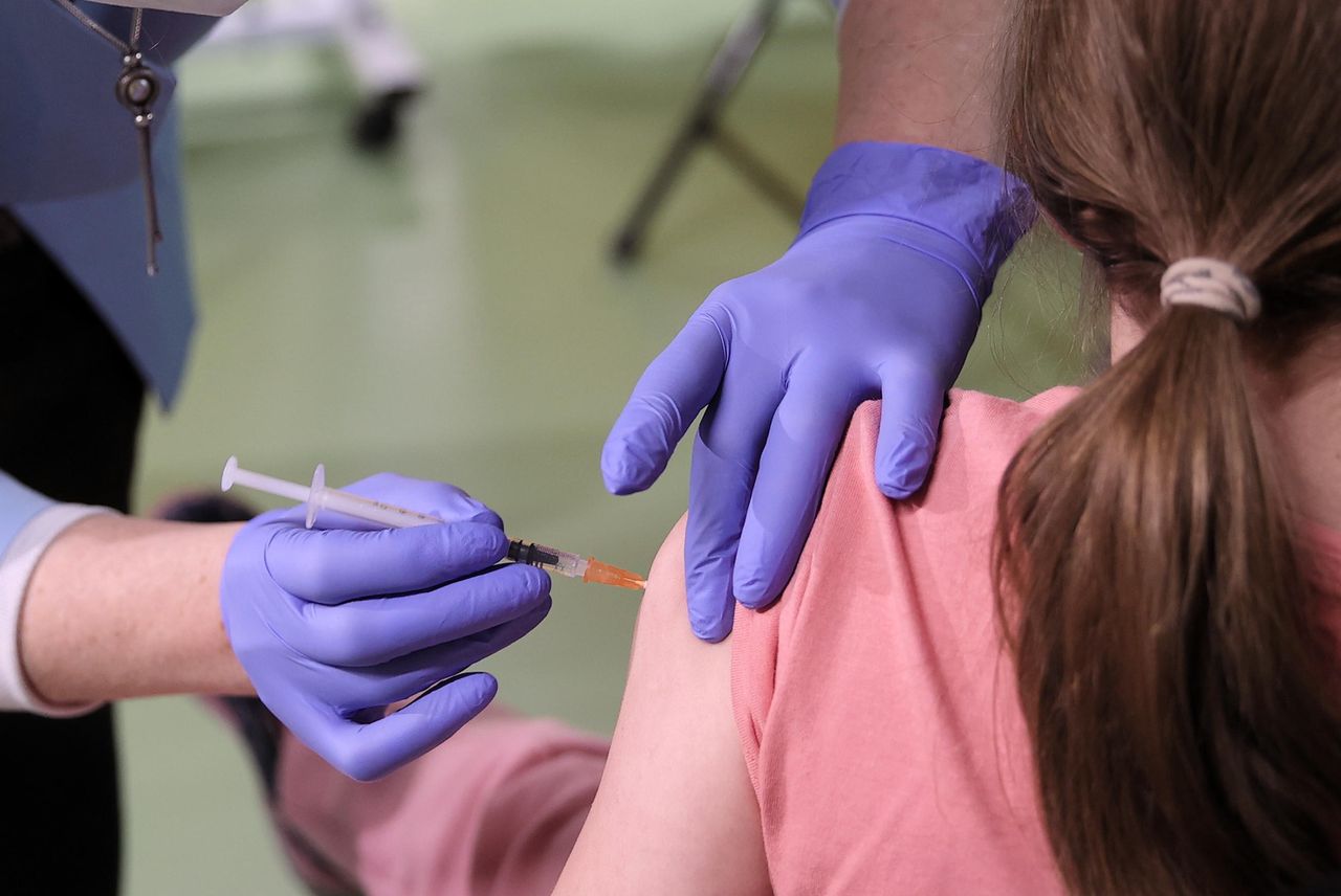 Ochronne szczepienia dla dzieci. Polacy zabrali głos