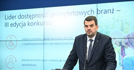 Negatywne oceny kredytu na start. "Te uwagi są już uwzględnione"