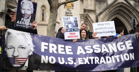 Decyzja w sprawie założyciela WikiLeaks. "USA musi wykluczyć karę śmierci"