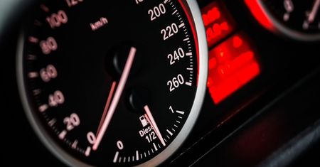 Nowy taryfikator mandatów 2022. Drastyczne zmiany dla kierowców