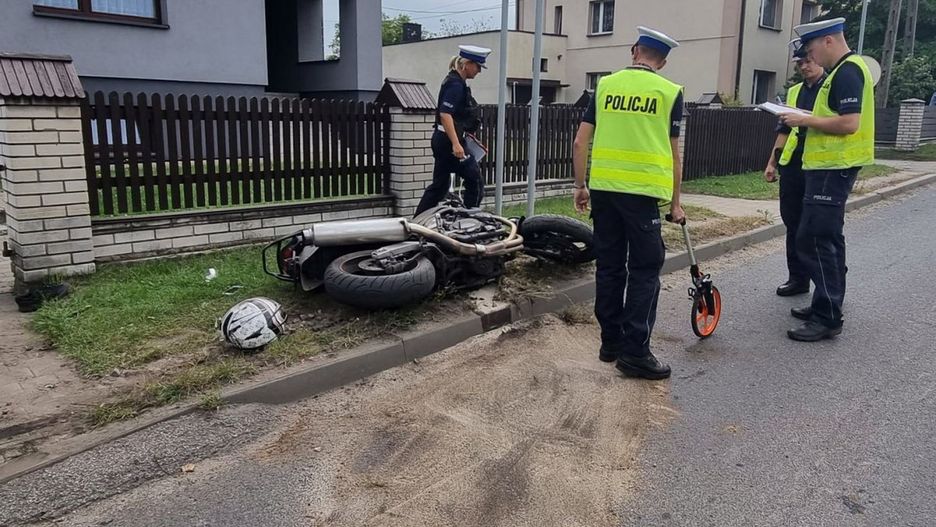 Rybnik. 36-letni motocyklista jazdę zakończył na ogrodzeniu. 