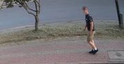 Łódzkie. Policja poszukuje tego mężczyzny. Chciał skrzywdzić dzieci?