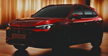 Nowe MG ZS w zapowiedzi. Ma dostać także hybrydę