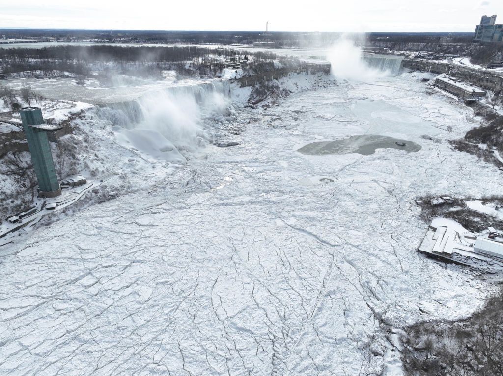 Wodospad Niagara; zdj. sprzed roku