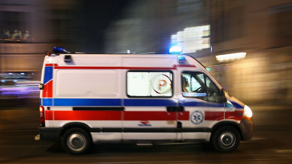 Tragedia w pow. piotrkowskim. 15-latka urodziła w domu, noworodek nie żyje