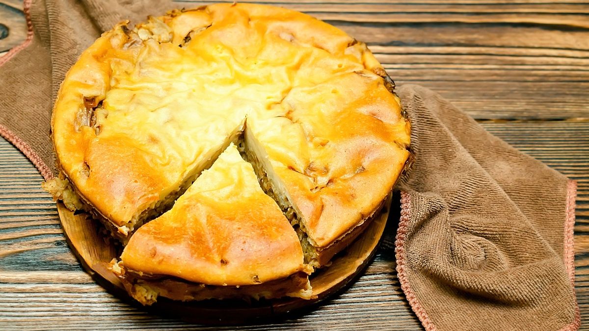 Tarta z kiszoną kapustą i grzybami