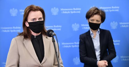 Trzynastka i czternastka. ZUS w bloku startowym do wypłacenia dodatkowych emerytur
