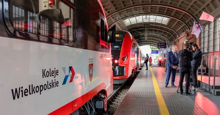 Nowe pojazdy, rozstrzygniecie konkursu "Pociąg do sztuki" oraz Targi TRAKO.