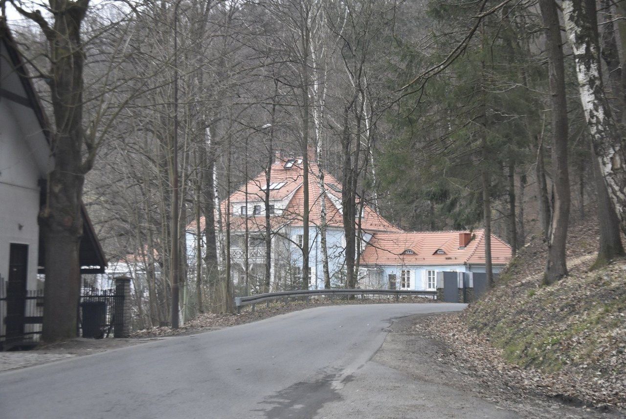 Zagórze Śląskie: Wokół Jeziora Bystrzyckiego wraca ruch dwukierunkowy