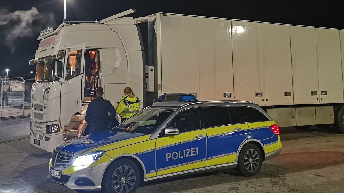 Kontrola ciężarówki w Niemczech (zdjęcie poglądowe)