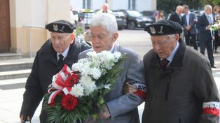 Bełchatów: Mieszkańcy uczcili Polskie Państwo Podziemne