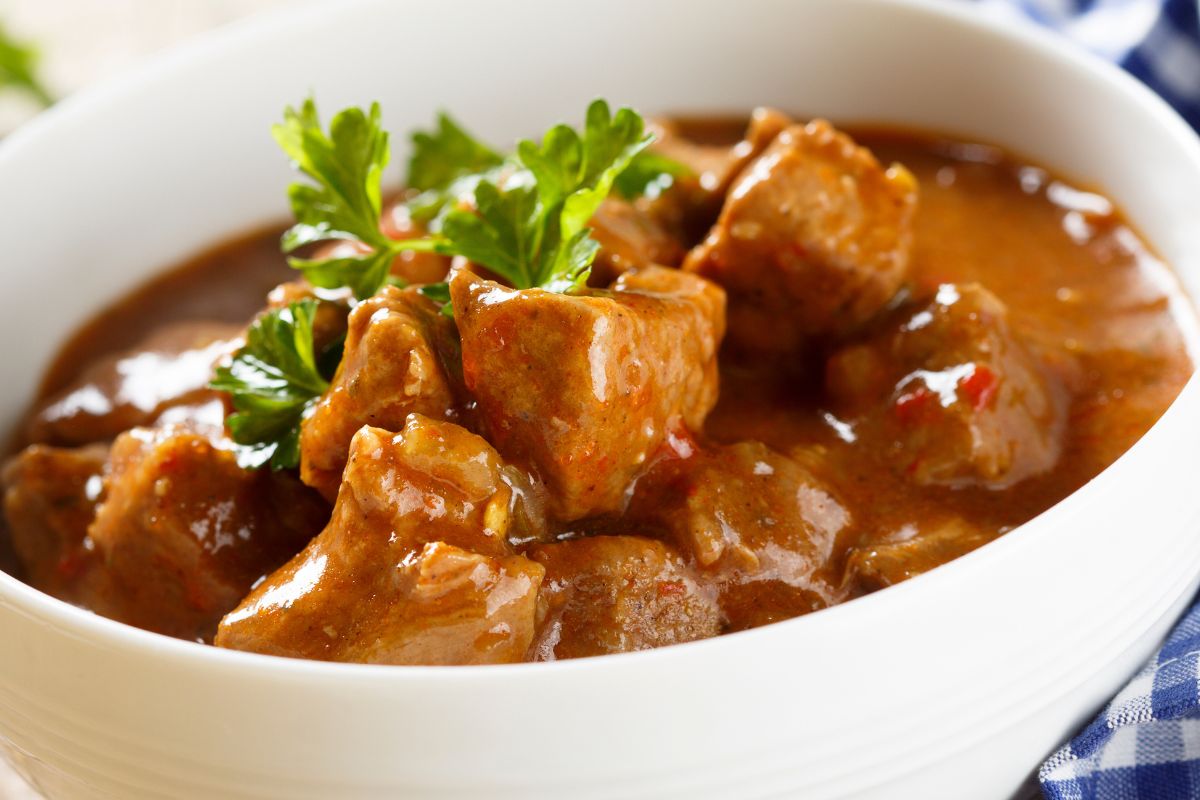 Bez zasmażki i śmietany. Każdy sos czy gulasz zagęścisz inaczej