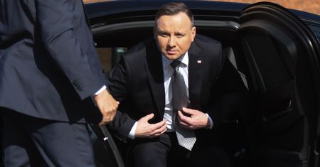 Koronawirus w Polsce. Wybory prezydenckie pod coraz większym znakiem zapytania. PiS "odkurza" scenariusz stanu klęski żywiołowej