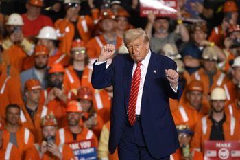 Donald Trump zatwierdza przejęcie giganta przez Japończyków