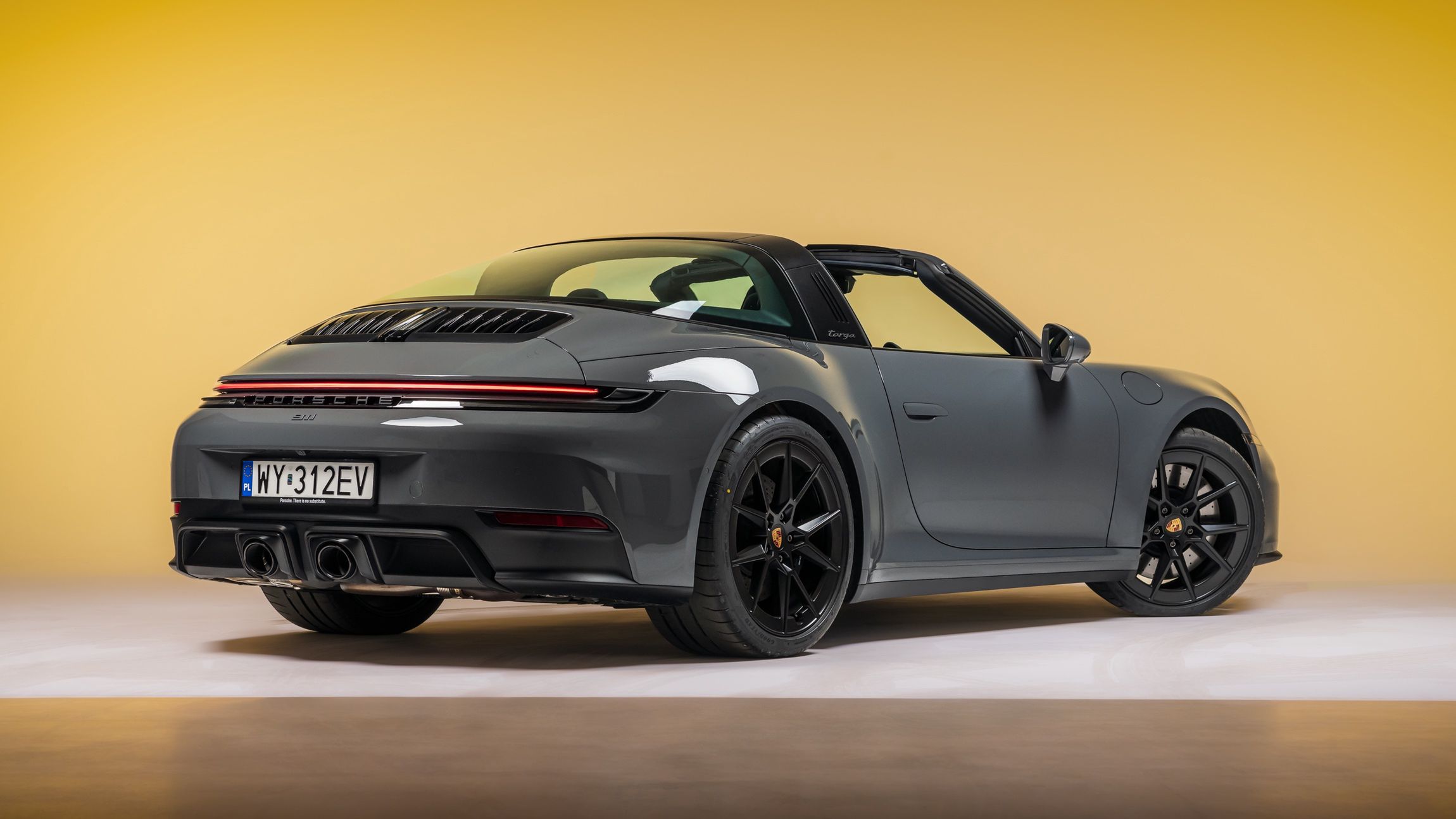 Porsche 911 Targa 4 GTS (2025)