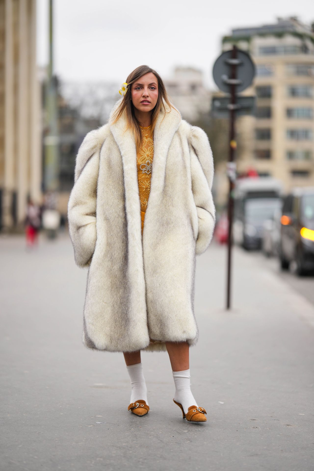 PFW Haute Couture SS 2023 - fur and socks