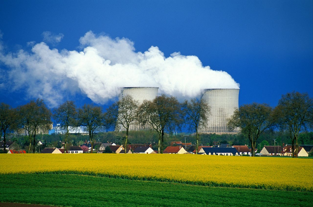 Polski atom od Bałtyku po Łódzkie - nadzieje i obawy. "Walka o interesy nie jest łatwa"