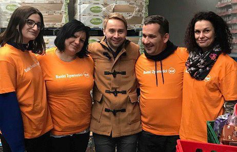 Rafał Gębura z kanału 7 metrów pod ziemią wspiera Banki Żywności