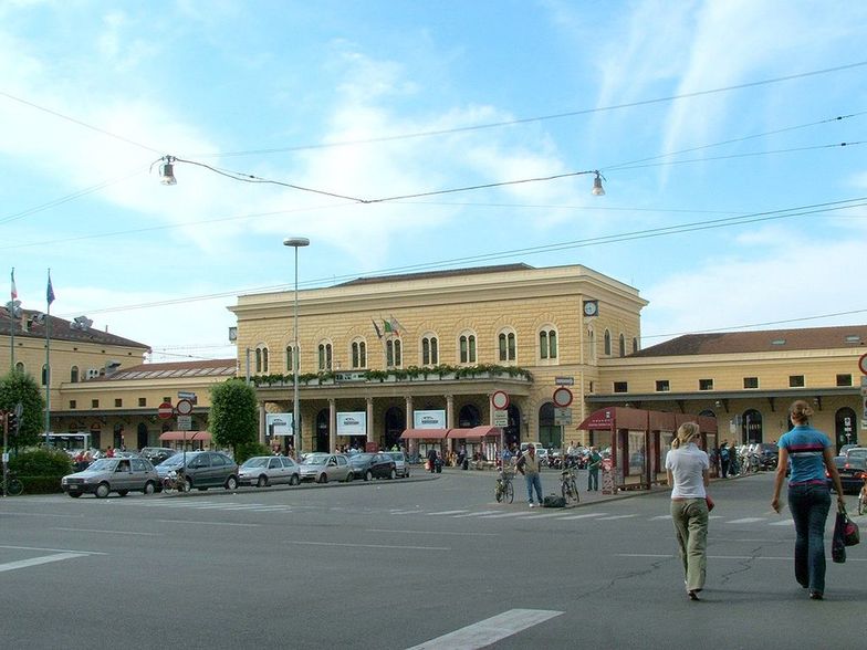 Dworzec kolejowy w Bolonii