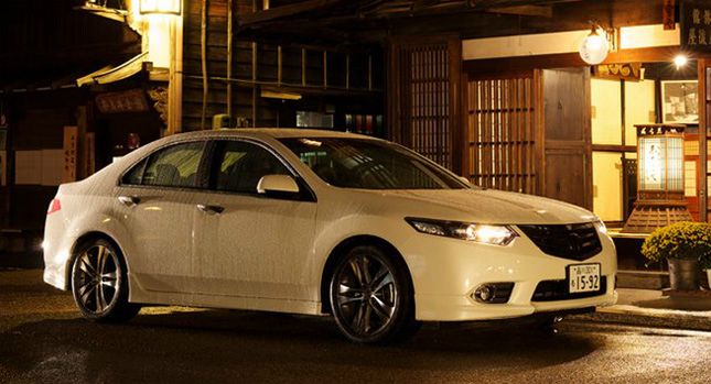 Honda Accord w wersji przeznaczonej na rynek japoński