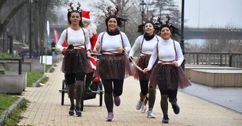 Malbork: Mikołajkowy parkrun. To była 259. odsłona spotkania na bulwarze