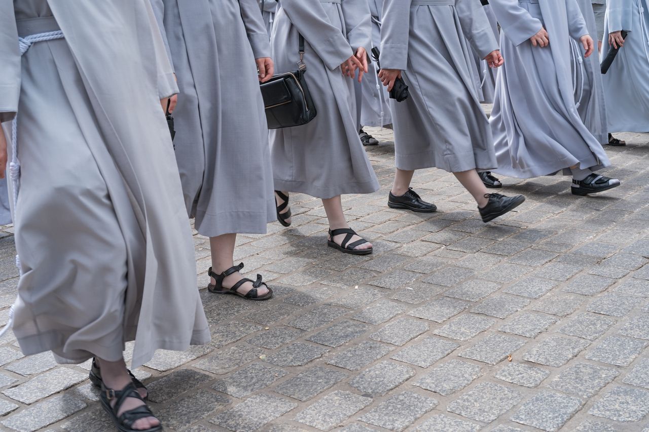 Bywają nieposłuszne, lecz nie szukają poklasku. Kulisy życia zakonnic