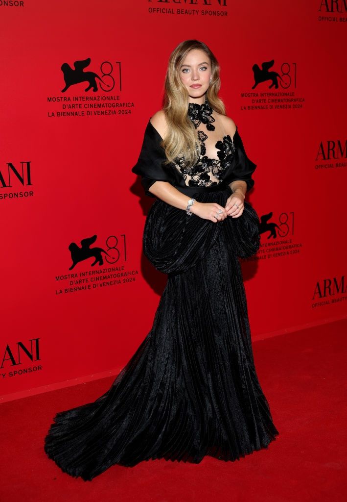 2024 Armani Beauty Dinner - The 81st Venice International Film Festival
VENICE, ITALY - AUGUST 31: Sydney Sweeney attends the 2024 Armani Beauty dinner photocall at Arsenale on August 31, 2024 in Venice, Italy. (Photo by Andreas Rentz/Getty Images)
Andreas Rentz