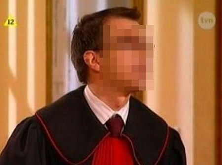 Działa nielegalnie?