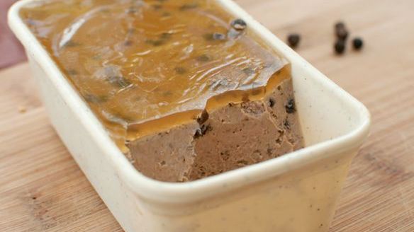 Pasztet o smaku truflowym