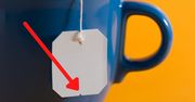 Do czego służy nacięcie na kartoniku w torebkach herbaty? Oto jego zastosowanie