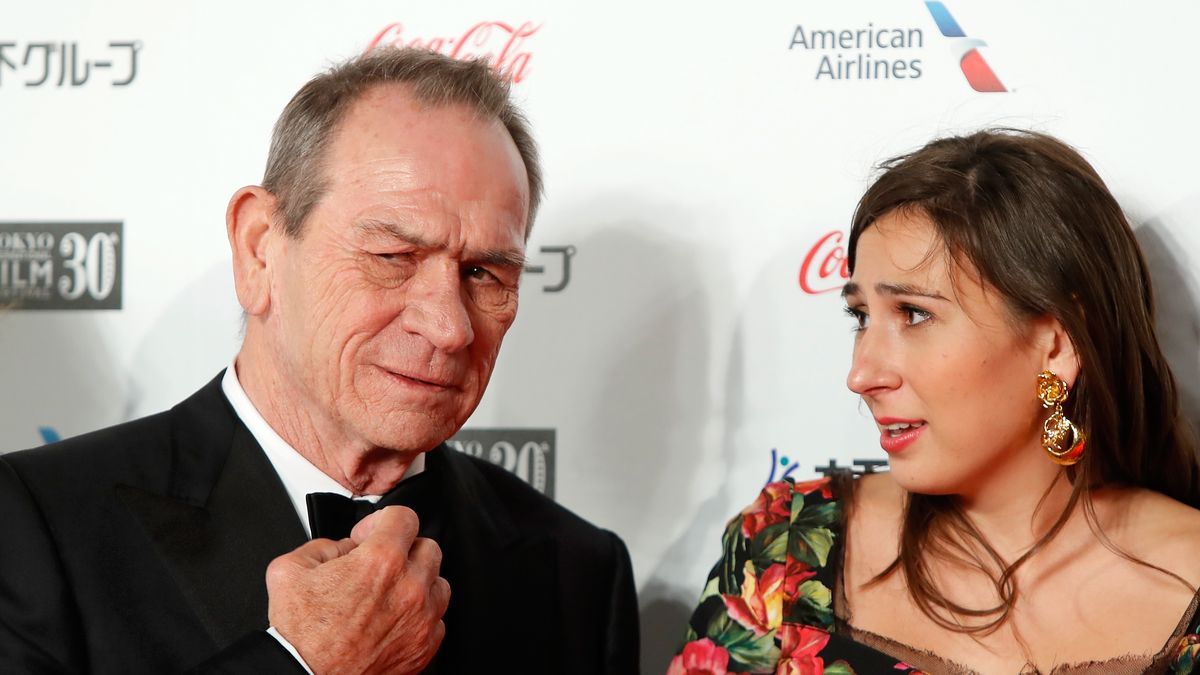 30th Tokyo International Film Festival Opening Ceremony
TOKYO, JAPAN - OCTOBER 25:  Tommy Lee Jones and Victoria Jones attend the red carpet of the 30th Tokyo International Film Festival at Roppongi Hills on October 25, 2017 in Tokyo, Japan.  (Photo by Ken Ishii/Getty Images)
Ken Ishii