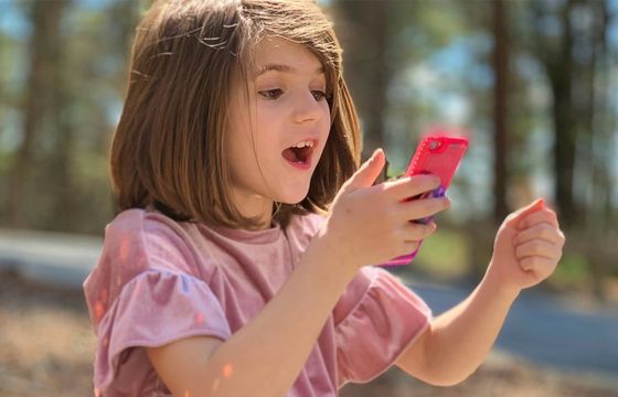 W Australii zakaz social mediów dla dzieci. Jak działa? Które inne kraje go chcą?