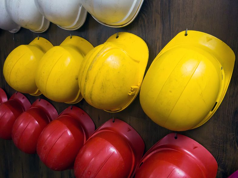 Rząd daje i zabiera. Tym razem więcej pracy, ale mniej pieniędzy dostała PIP