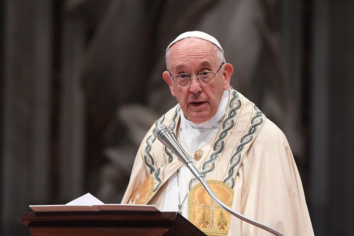 Papież dyscyplinuje hierarchów. "Nikt z nas nie powinien czuć się lepszy od nikogo"