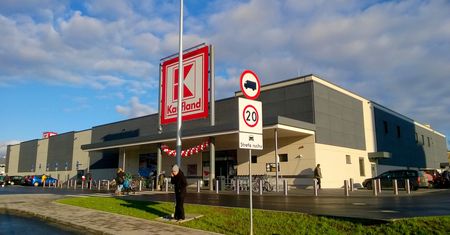 Związkowcy walczą z Kauflandem. Żądają przywrócenia do pracy zwolnionych działaczy