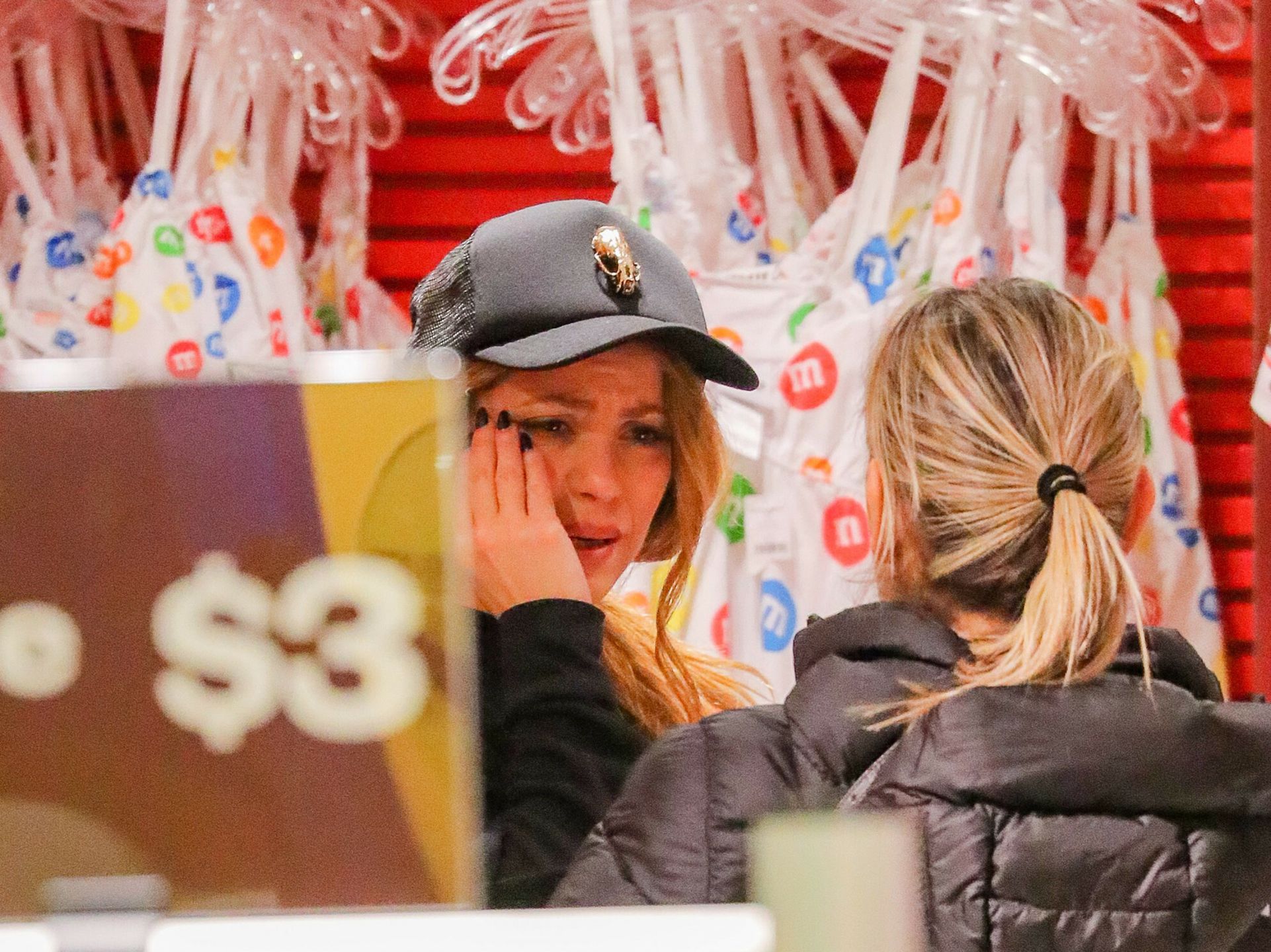 Shakira w M&Ms World w Nowym Jorku