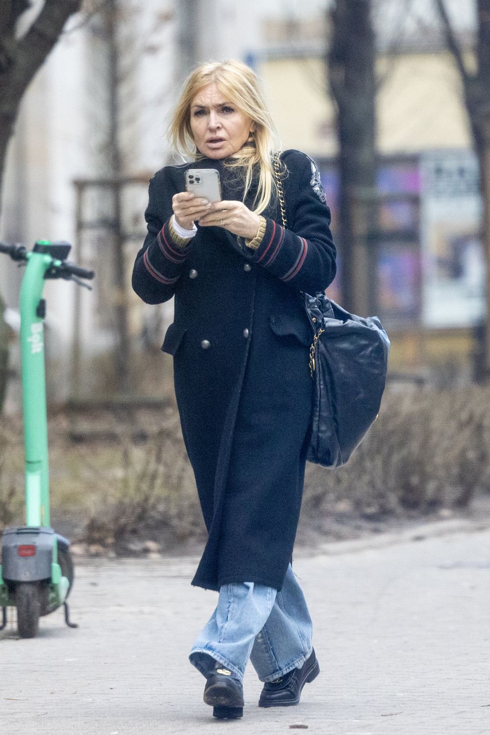 Monika Olejnik maszeruje do fryzjera