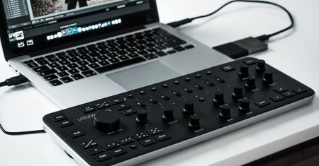 Loupedeck - bądź jak DJ w Adobe Lightroom [wideotest]