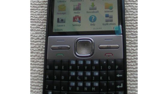 Nokia C6 z QWERTY jeszcze przed MWC? 1
