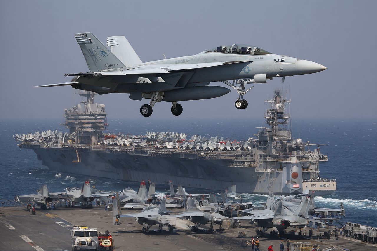 Armada na Zatoce, "czas ucieka". Czy USA szykują kolejny cios w Iran?